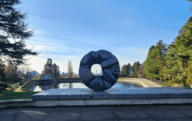 Took advantage of the rainless day to walk Volunteer Park. Zoom into the center of the sculpture for an Iconic view