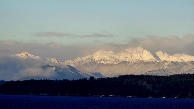 Concert, Santa photos, free life-improving workshop, SSC info session, more for your West Seattle Wednesday
