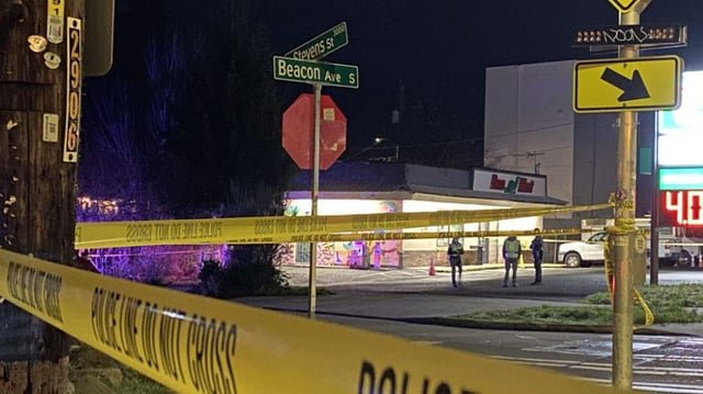Seattle police searching for hit-and-run driver who struck and killed bicyclist