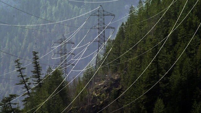 Trump’s energy secretary orders a Washington state coal plant to remain open