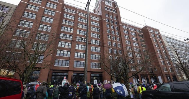 Majority of Starbucks’ striking baristas are returning to work