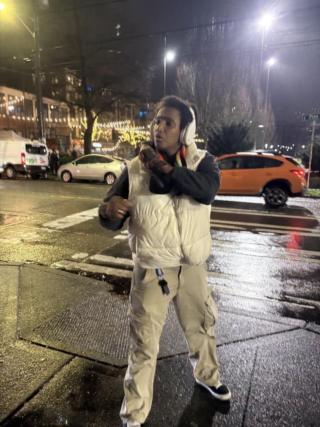 This person just grabbed my girlfriend by the hair across the street from Cal Anderson and made a homophobic comment