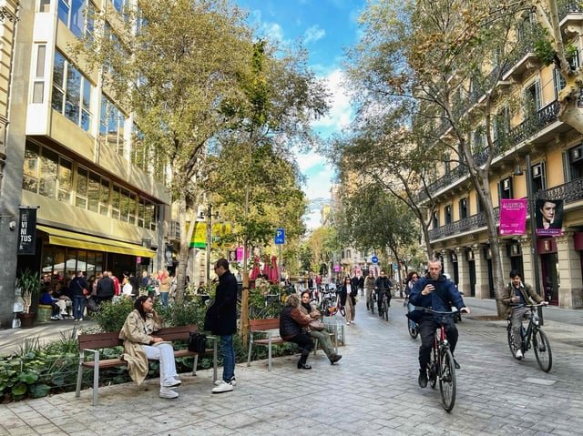 A Sneak Peek at Shared Streets Coming to Seattle – The Urbanist