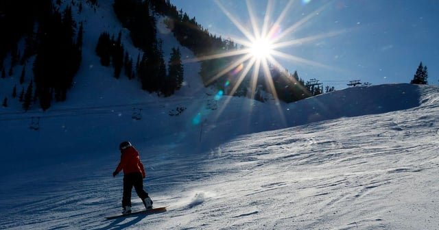 Stevens Pass pledges to open this ski season despite Highway 2 closure
