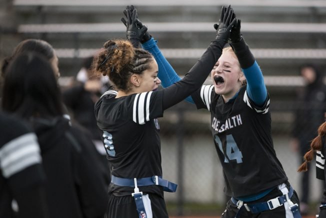PHOTOS: Chief Sealth IHS and West Seattle HS face off in flag football