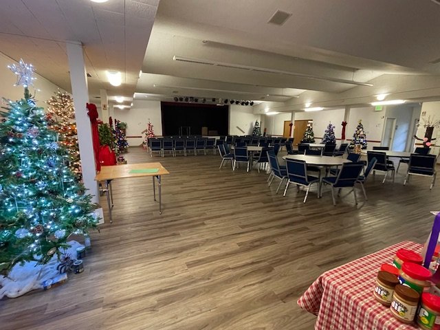 HAPPENING NOW: Visiting Fauntleroy Church’s Festival of Trees