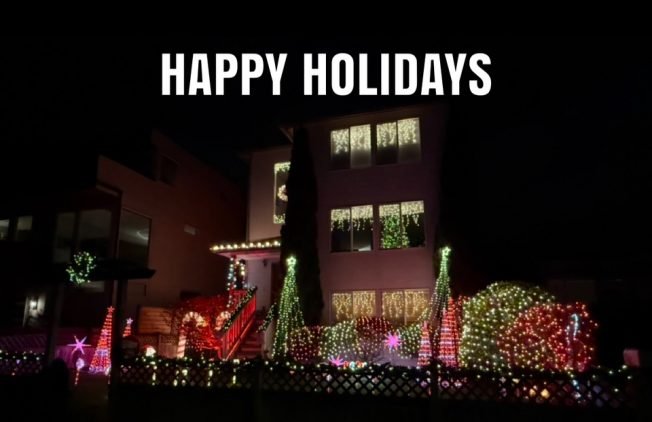 WEST SEATTLE CHRISTMAS LIGHTS: On 34th Avenue, with 34th Street spirit