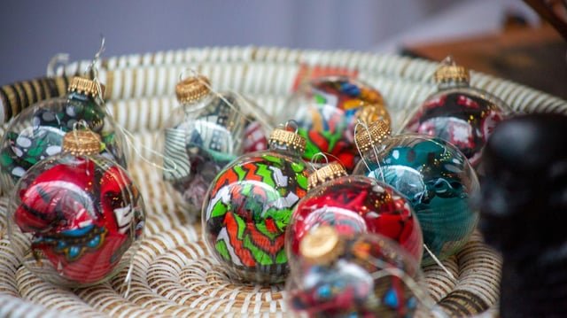 Holiday markets
