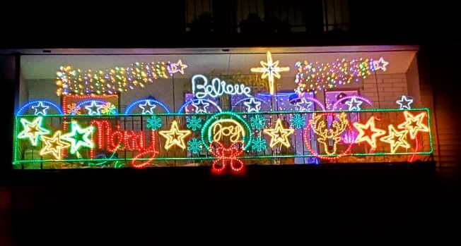WEST SEATTLE CHRISTMAS LIGHTS: Brightest balcony