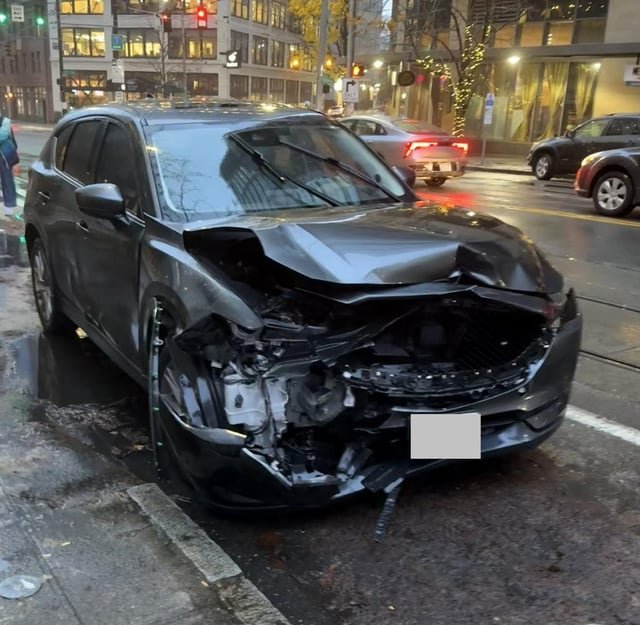 Looking for Anyone Who Saw a Crash at Virginia and Westlake