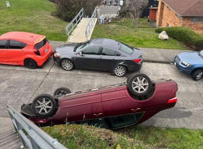 UPDATE: Flipped-car crash in West Seattle Triangle