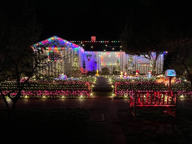 TONIGHT’S LIGHTS: ‘Griswold-level house’