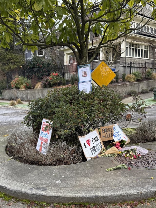 Nicole Good / Anti-ICE Memorial on Capitol Hill