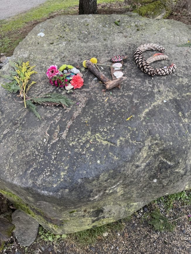 Books, music, games, walking, running, more for your West Seattle Thursdaay!