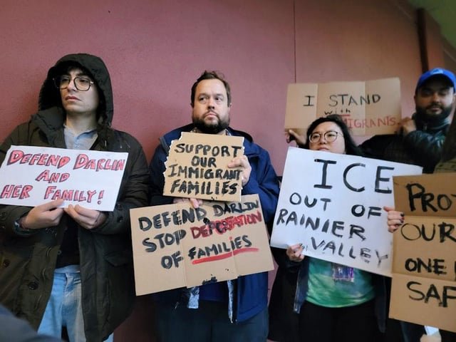 ‘If you hear something, say something.’ After ICE scare, Seattle Public Schools updates guidance