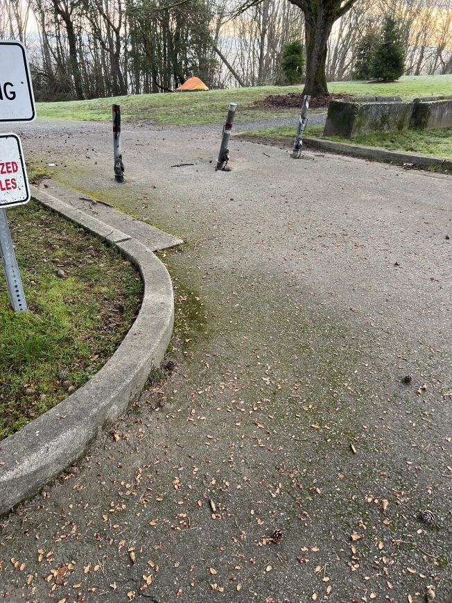 WEST SEATTLE CRIME WATCH: Neighbor finds casings after early-morning gunfire