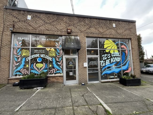 BIZNOTE FOLLOWUP: Fauntleroy studio expands, for now