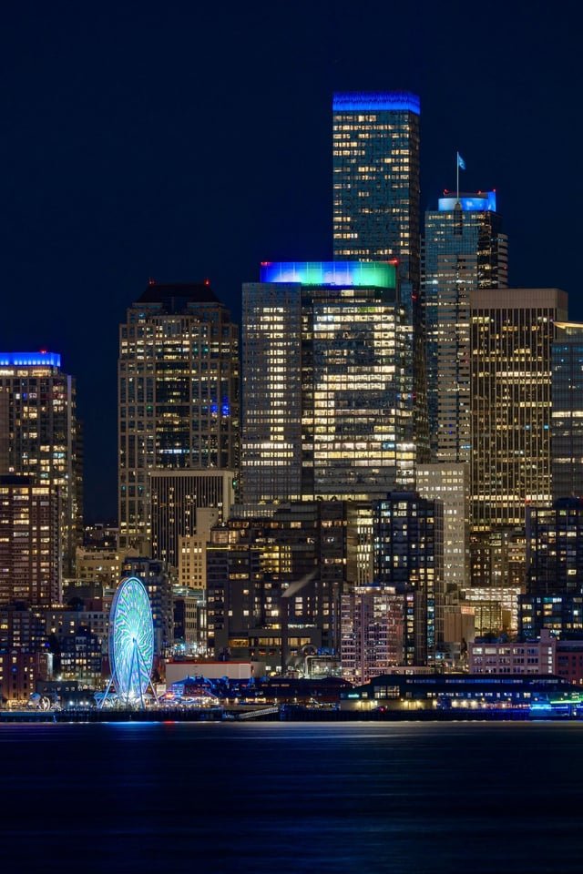 I love the giant 12 on our skyline this weekend, go Seahawks!