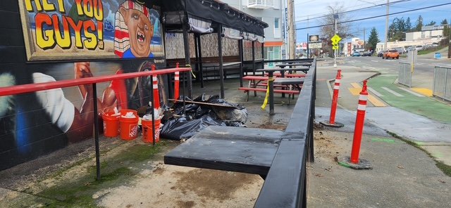BIZNOTE: Pipe break temporarily closes 2 Fingers Social
