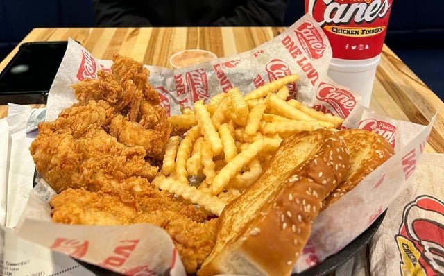 Raising Cane’s to open first Seattle location Feb. 17