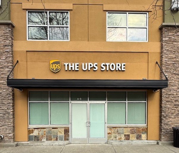 BIZNOTE FOLLOWUP: New opening date for UPS Store at Westwood Village