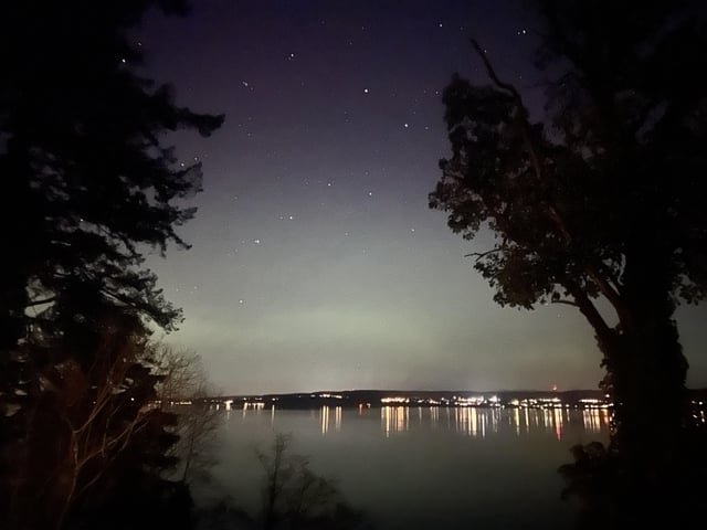 Look north another good night