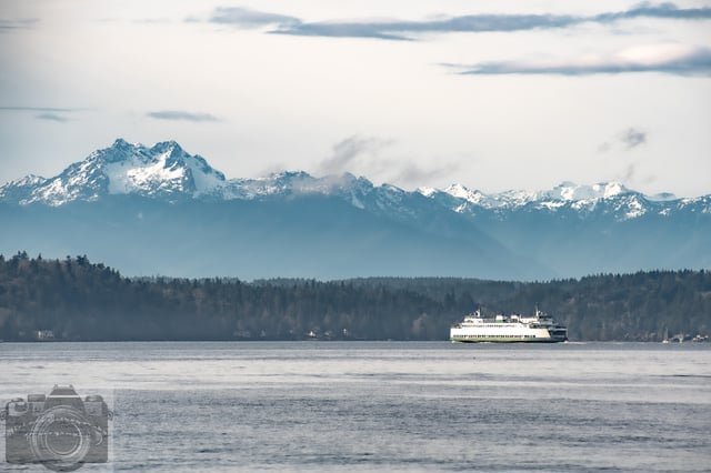 Enjoy what’s likely the last fresh snow of the season, before summer sets in next week! View from Alki Beach this morning: