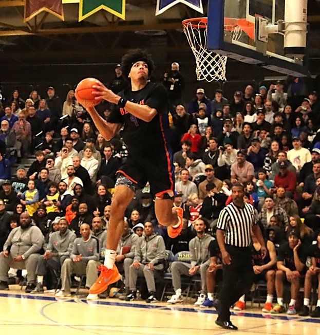 VIDEO: WSHS hosts nation’s #1 boys-basketball player in sold-out home game
