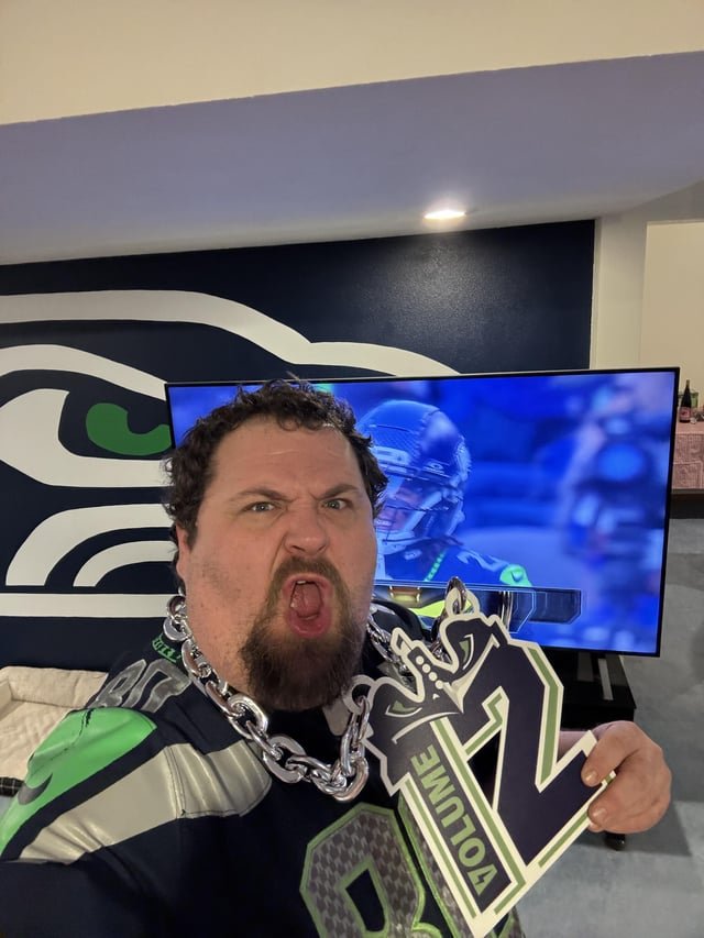 GO HAWKS!!