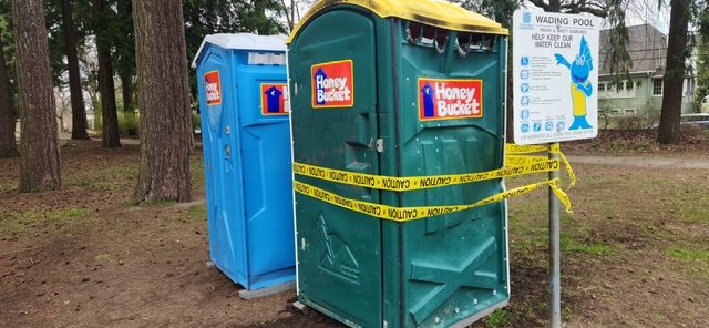 Porta-potty fire at Hiawatha