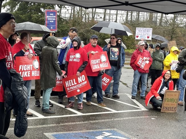 Mail carriers to rally outside Westwood Village Post Office on Sunday