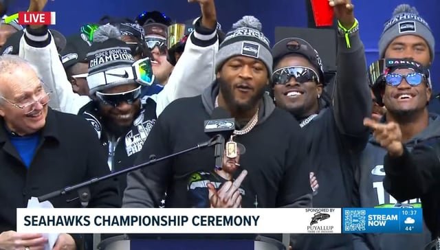 Ernest Jones to the haters 🙌