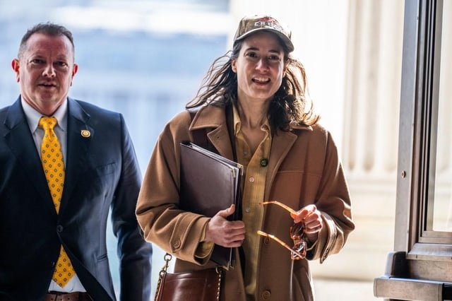 21 Democrats Just Voted to Fund ICE Temporarily: Full List of Names.