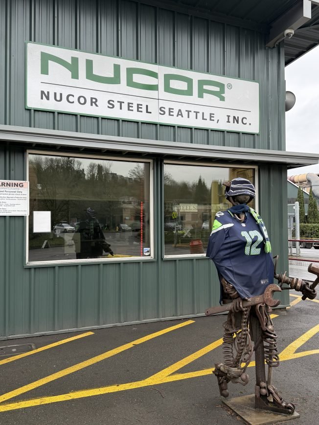 SUPER BOWL COUNTDOWN: Steely sign of Seahawks support, with 1 week to go