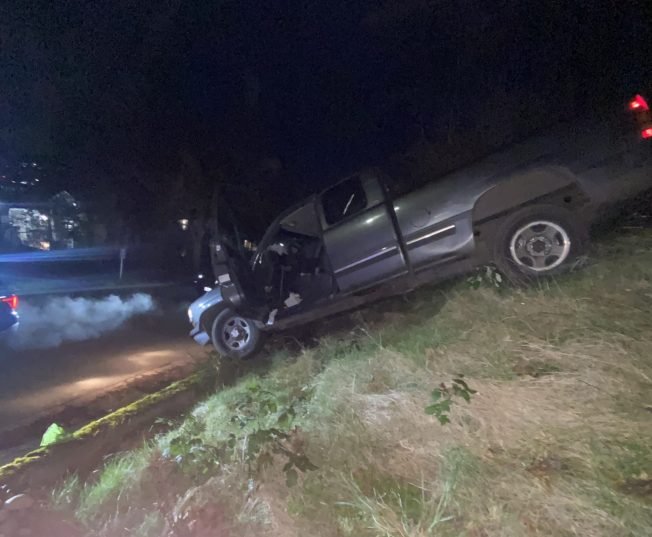 WEST SEATTLE CRIME WATCH: See driver in stolen truck try alternate escape route