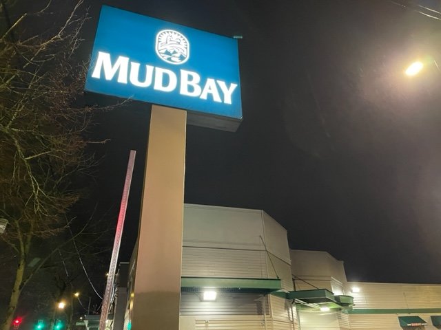 BIZNOTE: Mud Bay sets opening date for new Admiral location