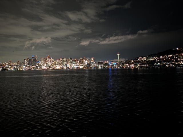 Beautiful image I took of the view from gas works park last night!
