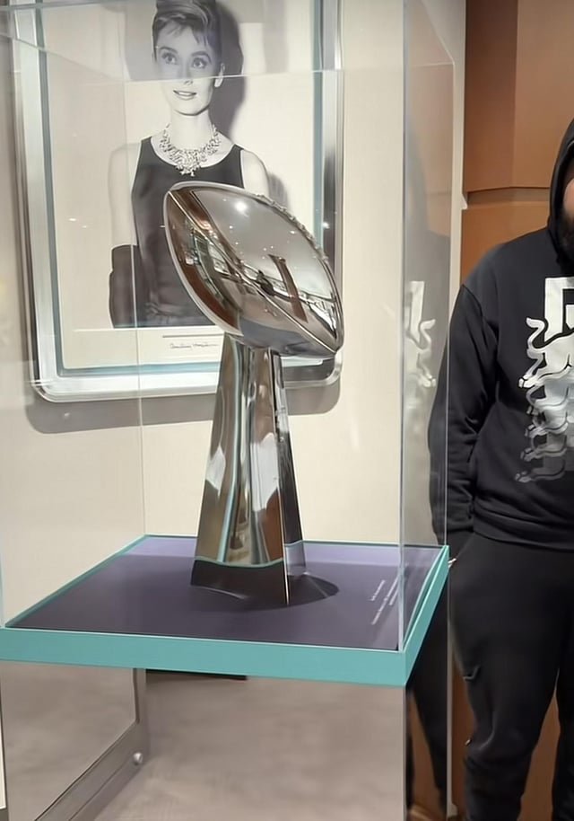 Super Bowl trophy in Bellevue square mall