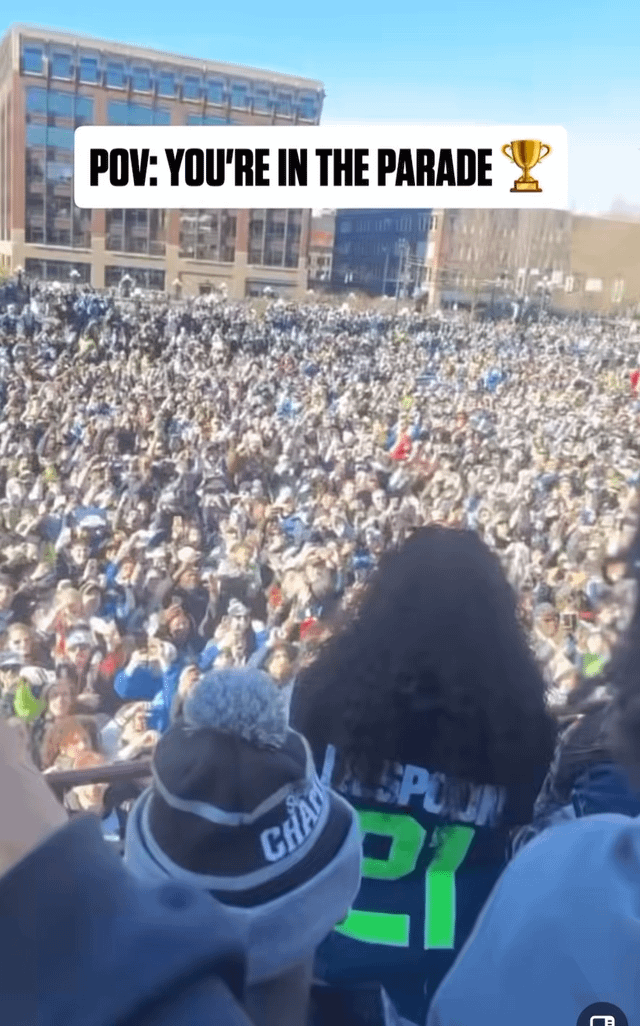 Seahawks Parade Turnout!