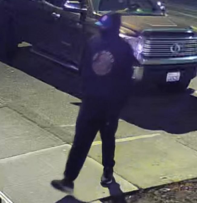 WEST SEATTLE CRIME WATCH: Business break-in attempt