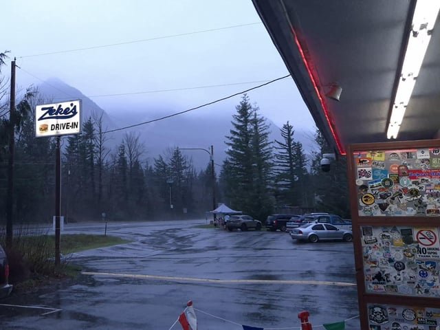 The return of the gray hits the Cascades