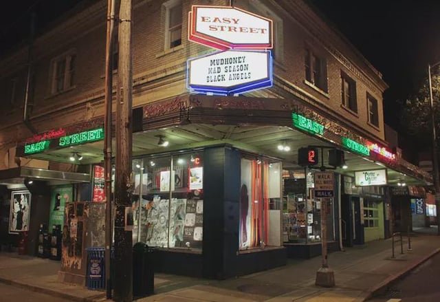 Easy Street Records Owner Defends, Then Apologizes for, Sympathetic ICE Comments