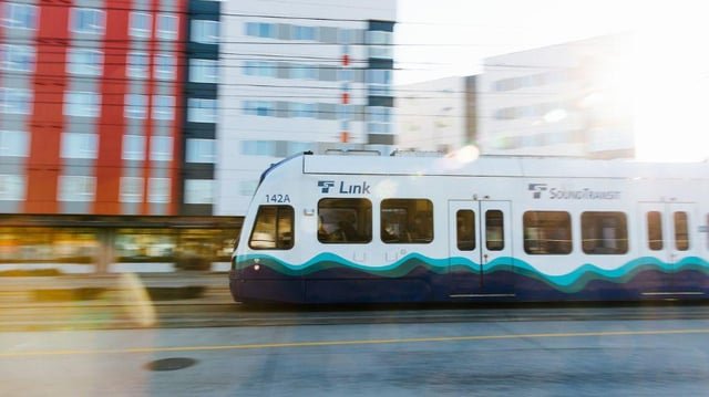 Copper wire thieves strike again, shut down light rail between SeaTac and Federal Way