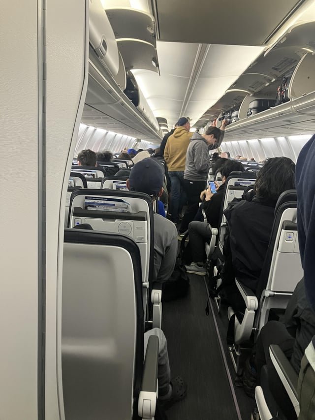 Landed in SeaTac at 11am. It’s now 3:09pm and we’re still waiting for a gate agent to open the plane.