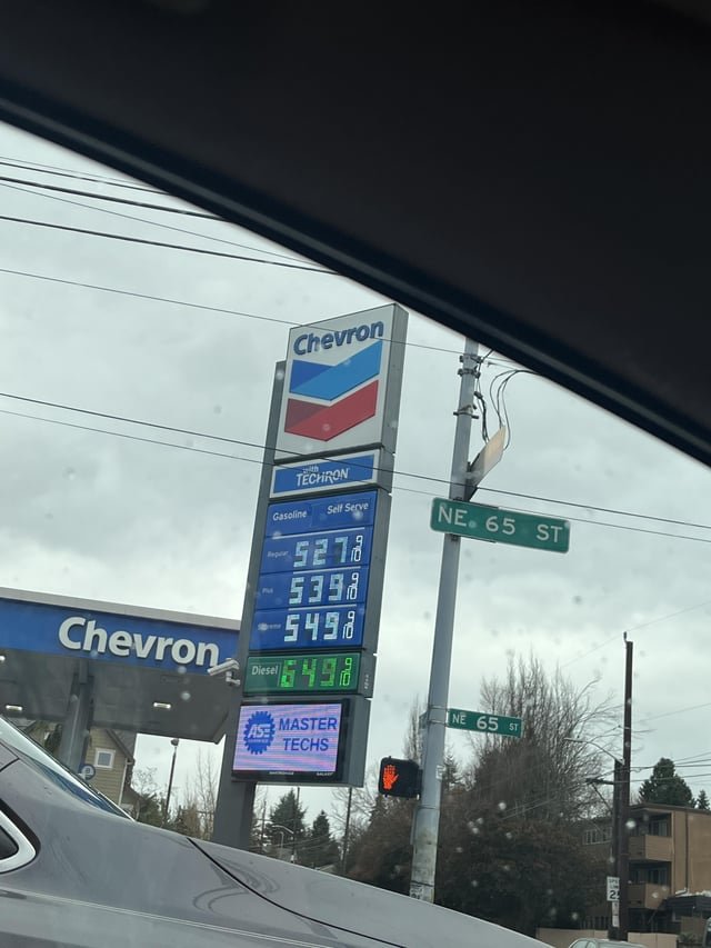 Welp. Seen on our way to U-District 🙃😭