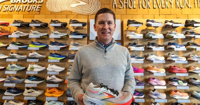 Brooks Running plans to open a stand-alone store in Seattle’s University Village,