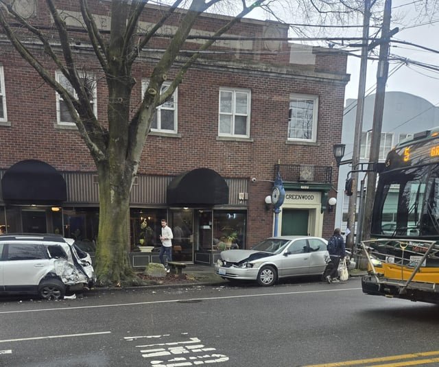 Steer clear of Greenwood and 85th area for a bit