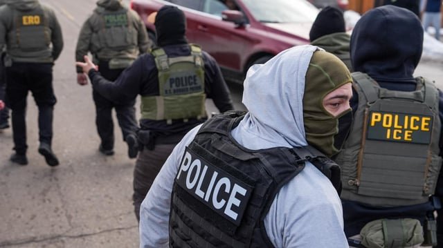 Bill banning masked law enforcement in Washington heads to governor’s desk