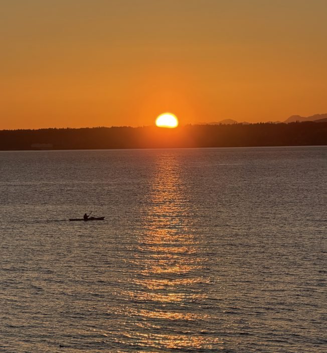SKIES OVER WEST SEATTLE: Perfect sunset tonight. Will we see the lunar eclipse Tuesday?