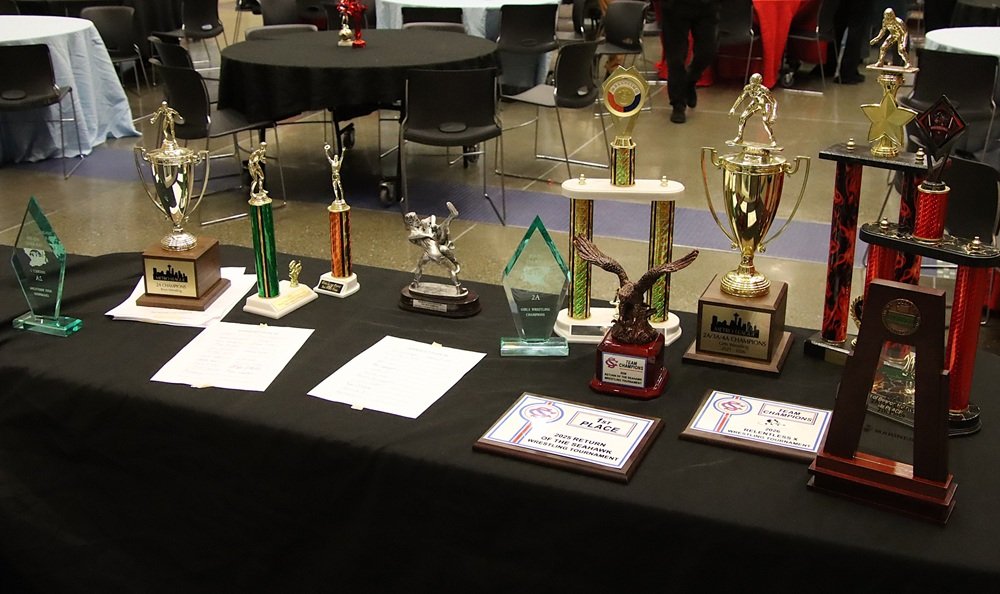SPORTS: State champions & winners galore at Chief Sealth’s winter-season athletic awards